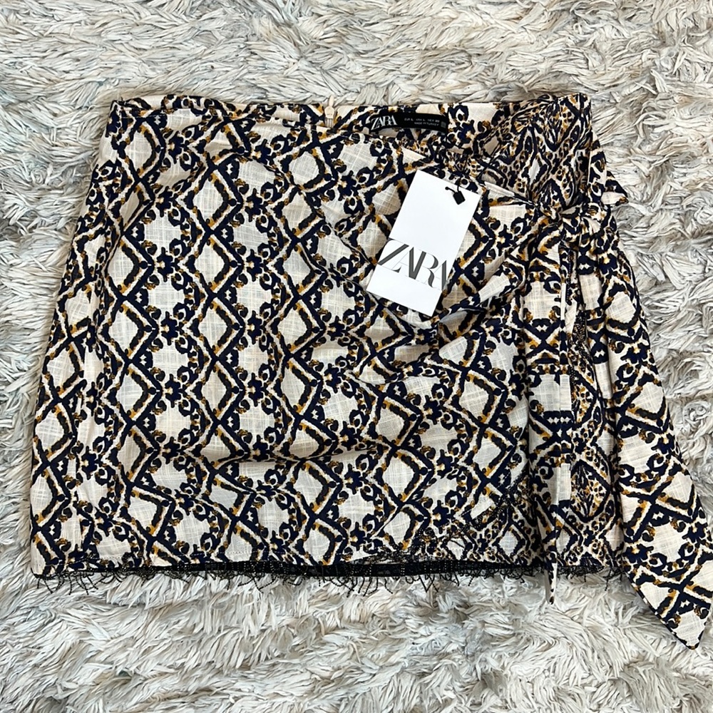 NWT Zara Printed Wrap Mini Skirt